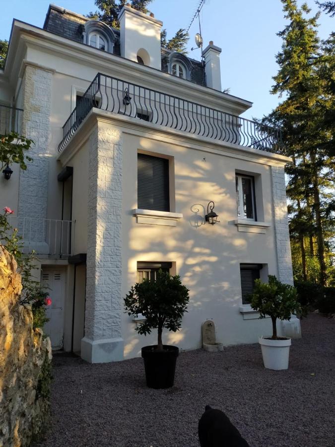 Hôtel Particulier de Montmorency - Proche aéroport Paris Roissy-Charles De Gaulle Exterior foto